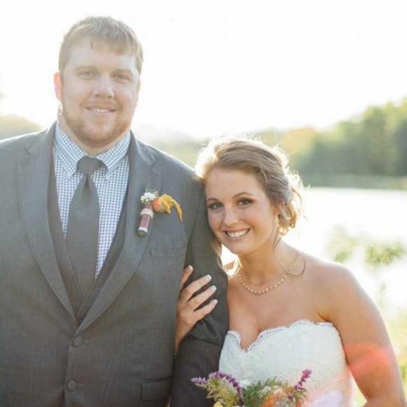 Meet your Posher, Meredith - Picture 4 of 6